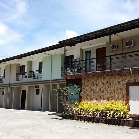 Quezon Premier Hotel Лусена Екстериор снимка